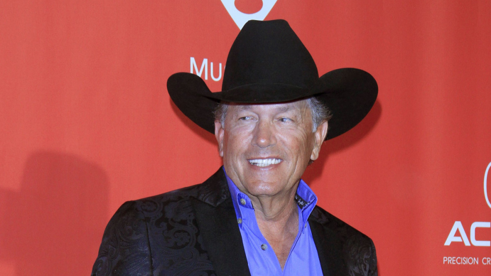 George Strait hosts charity event for veterans organization raising $2.4 Million - Vimarsana News