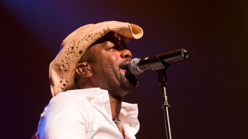Darius Rucker to headline inaugural 2023 SHOWdown Lex Event - Vimarsana News