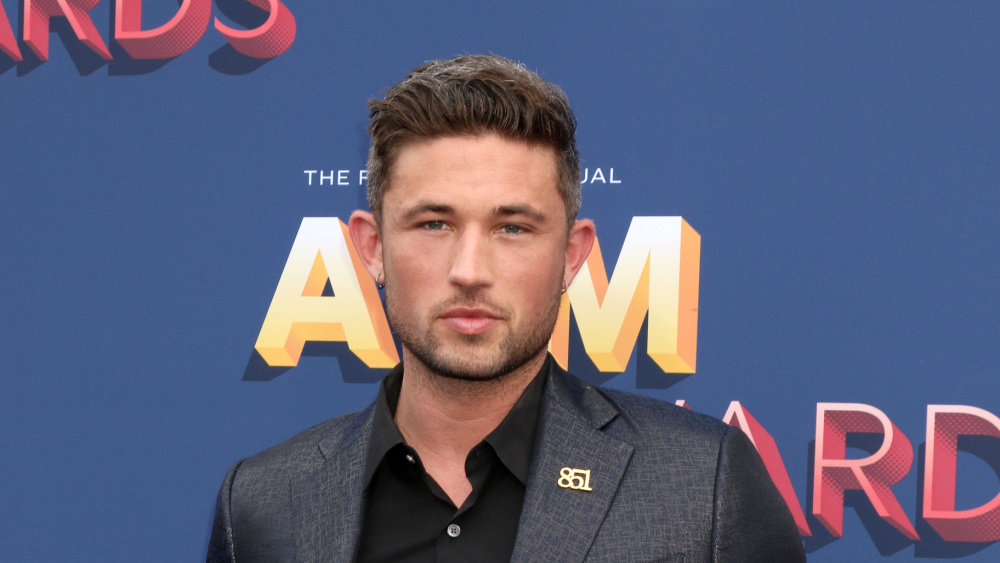 Michael Ray shares new breakup song, 'Get Her Back' | Classic Country 98.1 WBRF - Vimarsana News