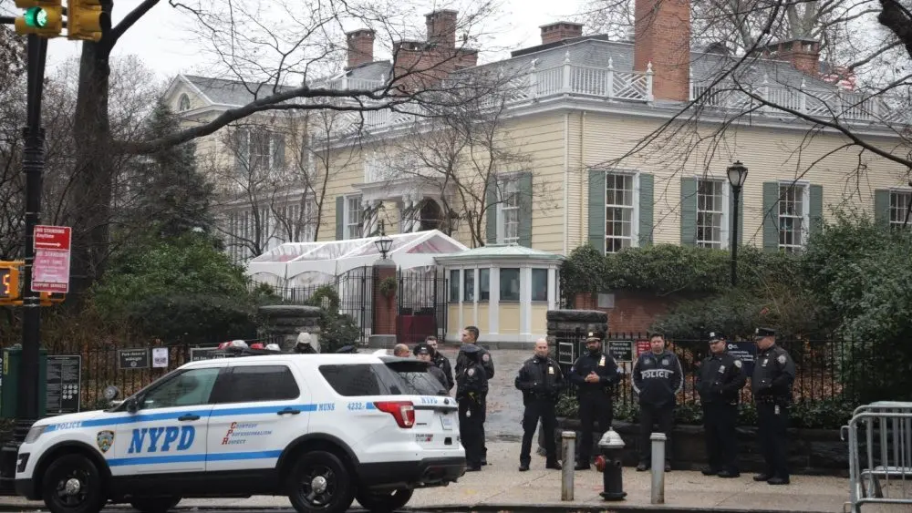 NYPD presence out front of Gracie Mansion in Manhattan New York^ NY - 12/16/2018: