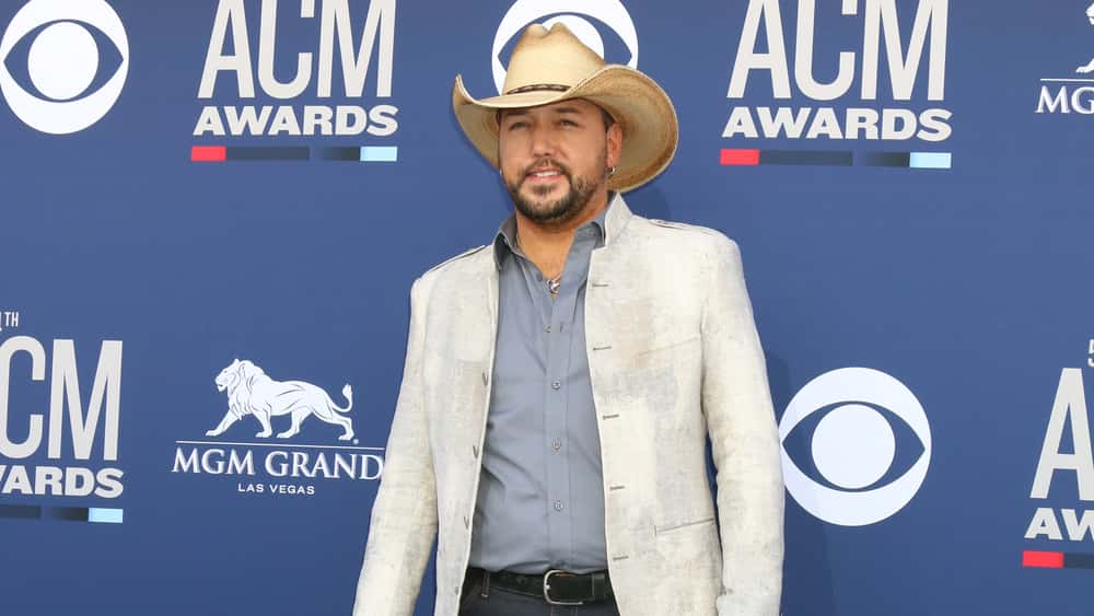 jason aldean staring at the sun live