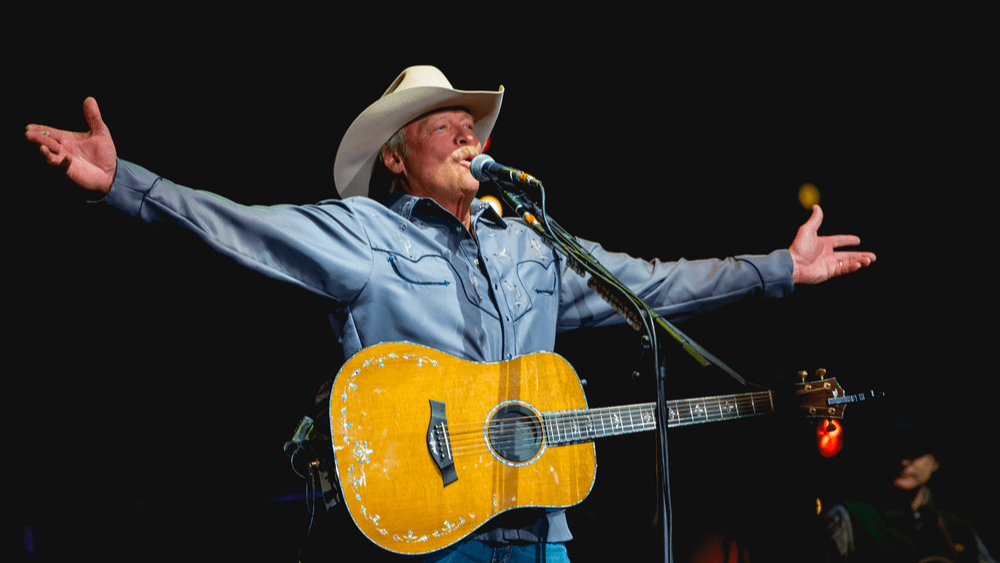 Alan Jackson celebrates life, love and music at his 'Last Call' tour stop  in Anaheim – Orange County Register