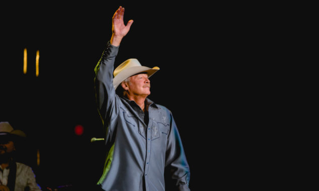 Country Superstar Alan Jackson Announces 2022 Tour