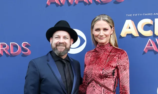 Kristian Bush and Jennifer Nettles of Sugarland attend the 53rd Annual Academy of Country Music Awards on April 15^ 2018 at the MGM Grand Arena in Las Vegas^ Nevada.