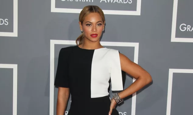 Beyonce arrives at the 55th Annual Grammy Awards at the Staples Center on February 10^ 2013 in Los Angeles^ CA