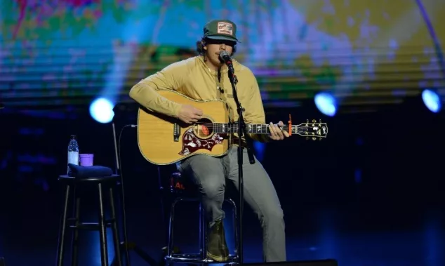 Dylan Marlowe performs in Hollywood^ Florida on November 14^ 2024. The performance was part of Audacy’s Stars and Strings benefit concert.