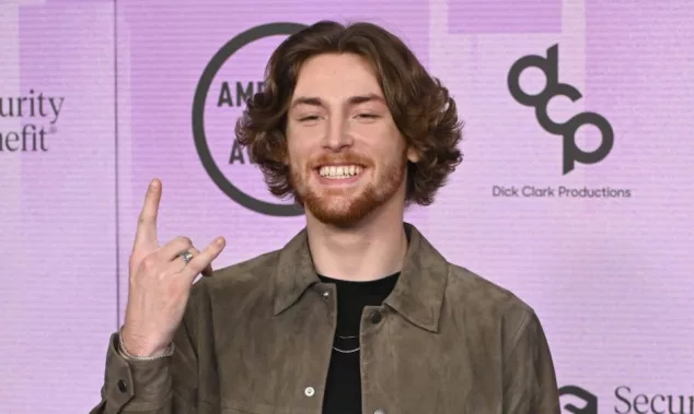 Bailey Zimmerman at the 2022 American Music Awards at the Microsoft Theatre.LOS ANGELES^ CA. November 20^ 2022