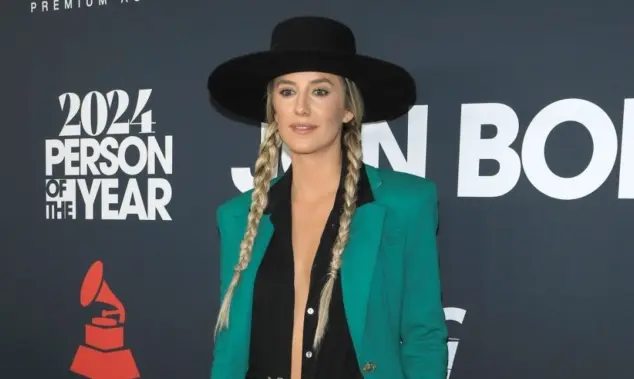 Lainey Wilson at the 2024 MusiCares Person of the Year Honoring Jon Bon Jovi at the Convention Center on February 2^ 2024 in Los Angeles^ CA