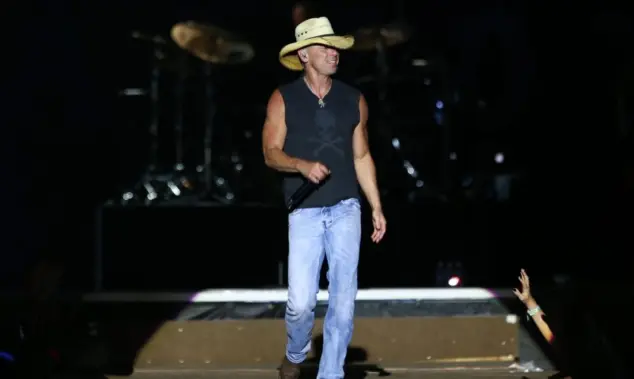 Kenny Chesney performs onstage at the Runaway Country Music Fest at Osceola Heritage Park on March 19^ 2016 in Kissimmee^ Florida.