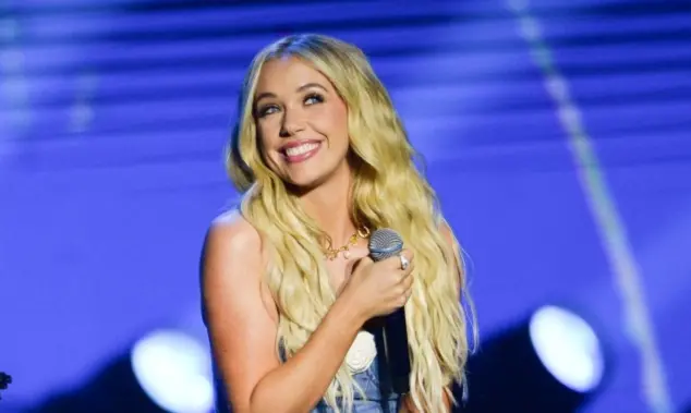 Megan Moroney performs in Hollywood^ Florida on November 14^ 2024.