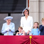 getty_6222_royalfamilybalcony-150x150-1-2