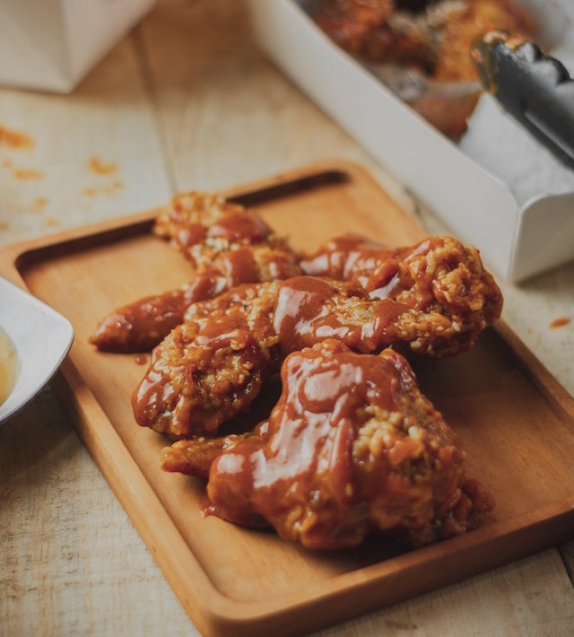Buffalo Wild Wings has an epic response to 'boneless wings' lawsuit