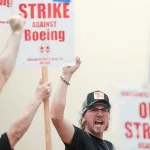 news_boeingstrike_102424548654-150x150776169-1