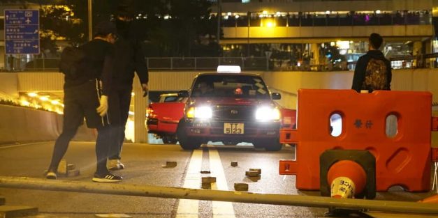 Hong Kong Protests Continue As Police Surround University As Standoff Continues Hong Kong Protests Continue As Police Surround University As Standoff Continues