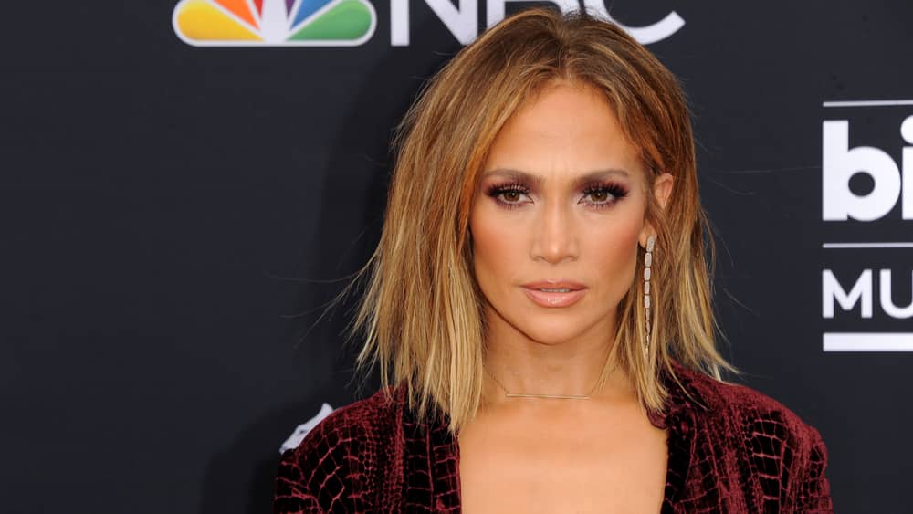 Jennifer Lopez’s Nuyorican Productions signs first-look deal with Netflix Jennifer Lopez’s Nuyorican Productions signs first-look deal with Netflix