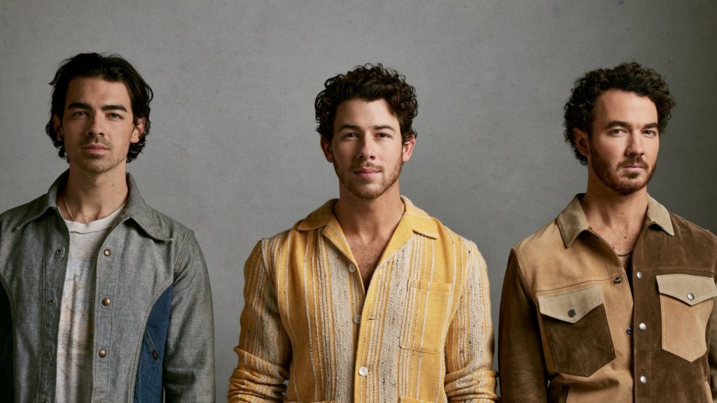 JONAS BROTHERS 8/12 - Vimarsana News