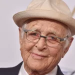 Producer Norman Lear arrives for the 30th Annual Producers Guild Awards on January 19^ 2019 in Beverly Hills^ CA