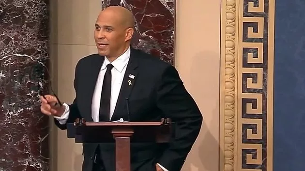 041025_abcnews_corybooker255845