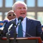 getty_041925_senchrisvanhollen652419