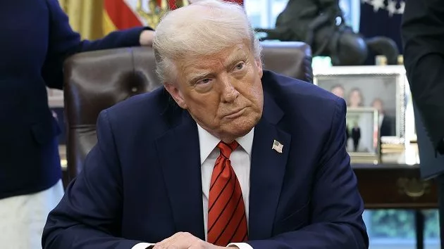 g_trump_042325555763