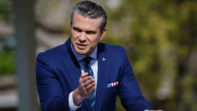 getty_42525_hegseth231143