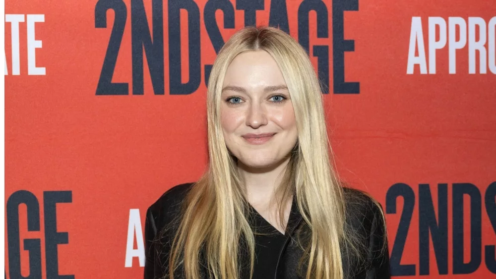 See Dakota Fanning in the trailer for Ishana Night Shyamalan's feature ...