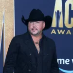 shutterstock_2134042237127161