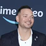 shutterstock_2134041619817572