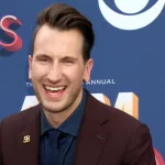 shutterstock_1074628463864216