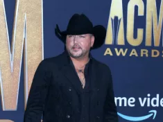 Jason Aldean at Allegient Stadium on March 7^ 2022 in Las Vegas^ NV