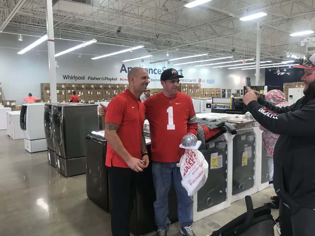 James Lauriniaitis at ApplianceSmart on November 18, 2018 WBNS