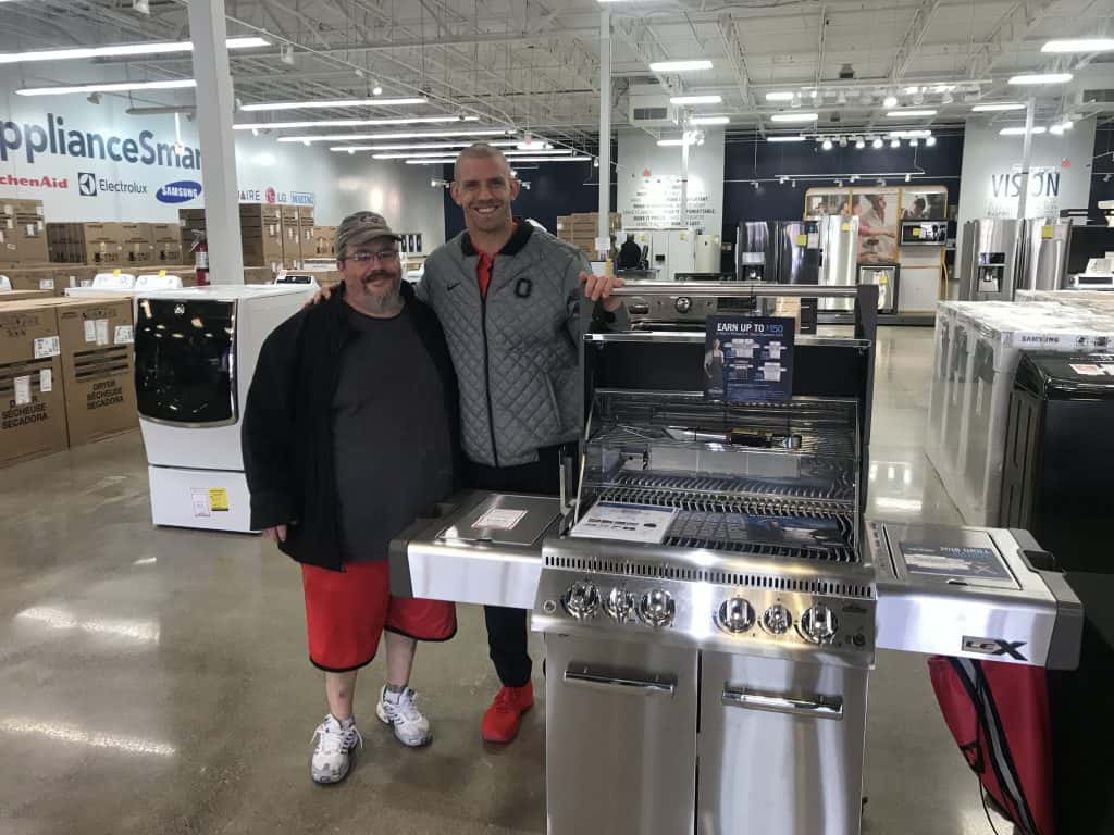 James Lauriniaitis at ApplianceSmart on November 18, 2018 WBNS