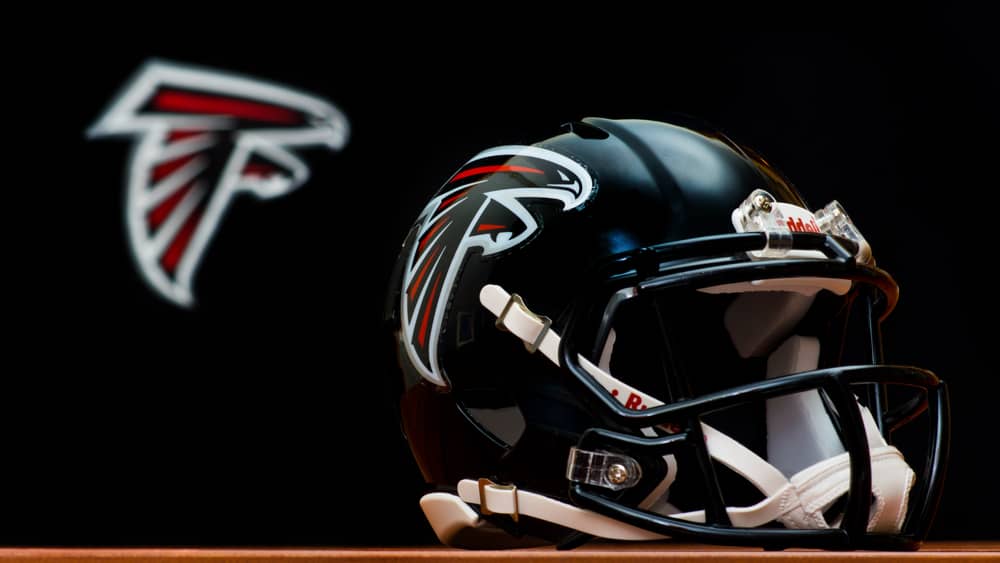 Falcons first NFL team to have 100% of players vaccinated