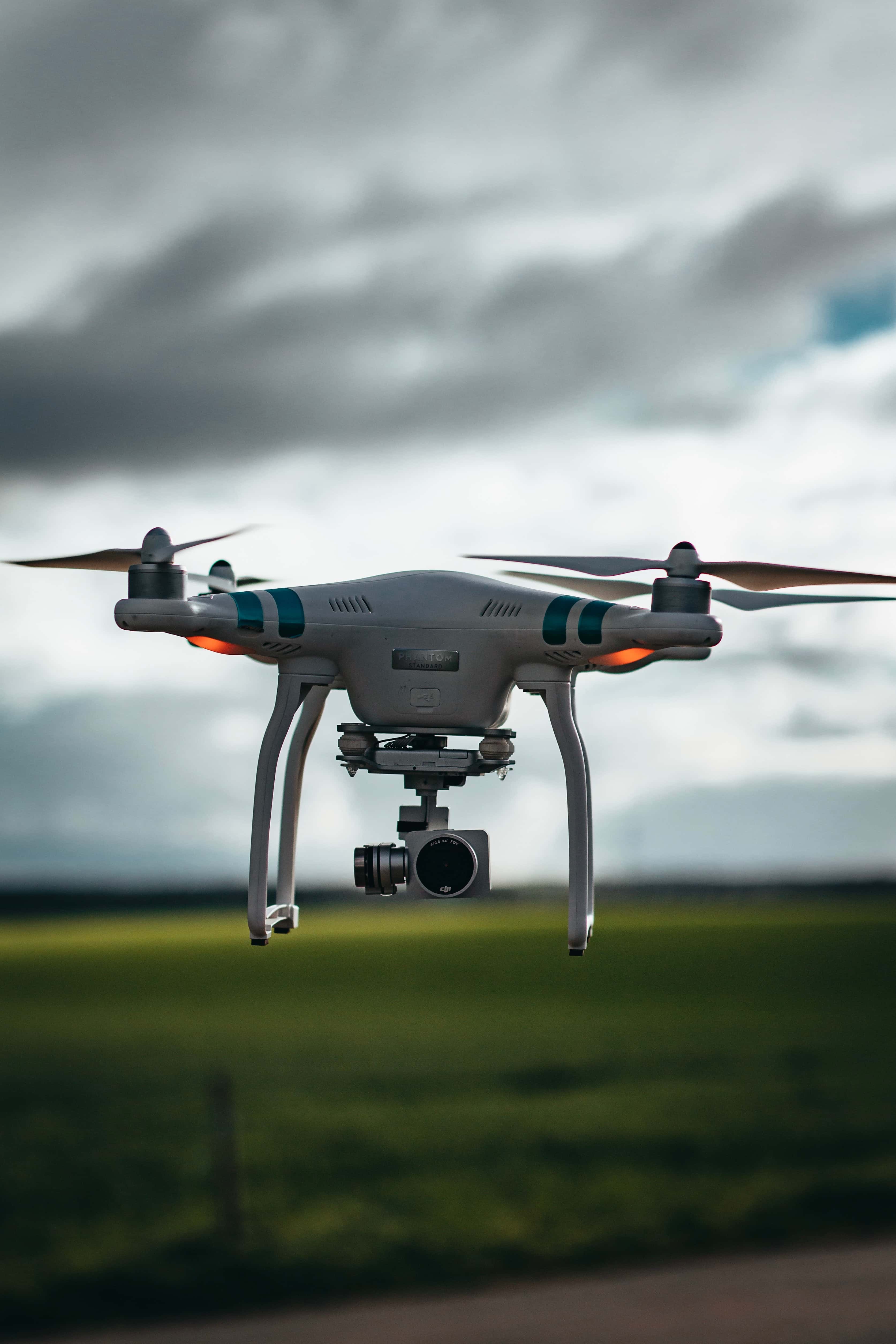 camera-drone-flight-2100075