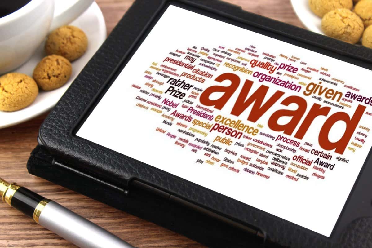 award-2