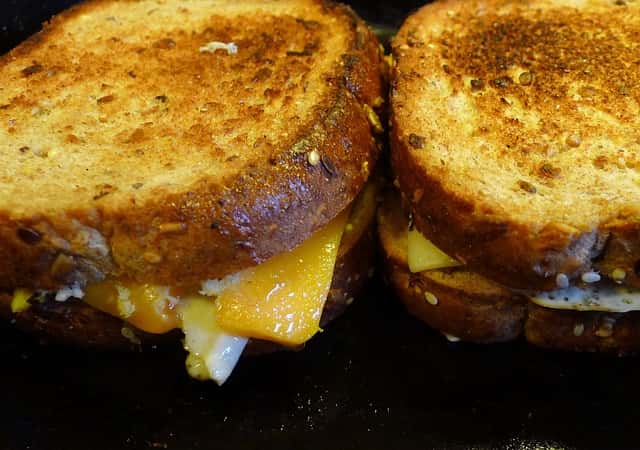 grilled-cheese-2226460_640