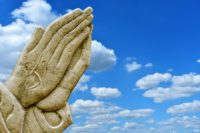 praying-hands-2541857_640
