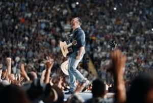 garthbrooks-earthquake-png