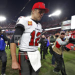 brady-retires-football