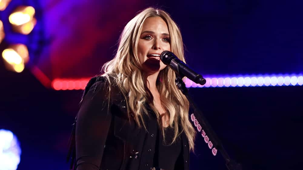 Miranda Lambert Announces 2020 "Wildcard Tour" | Iron River, WI