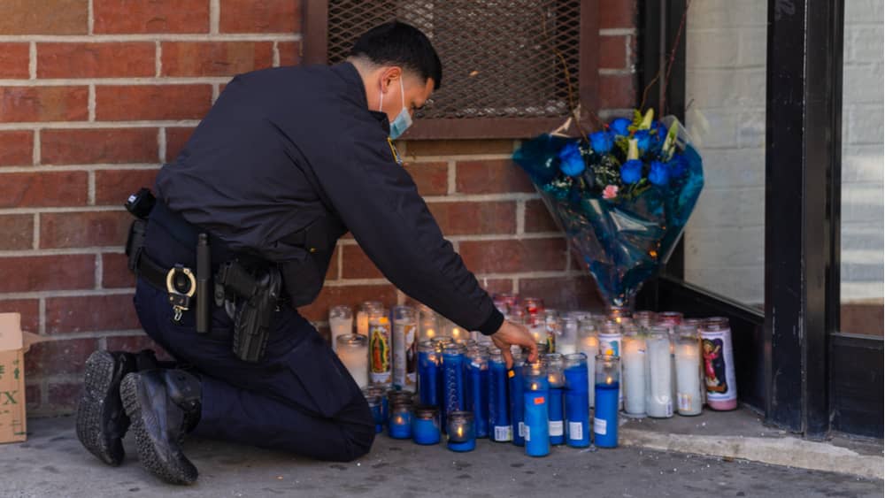 2nd NYPD officer, Wilbert Mora, dies from injuries in Harlem shooting