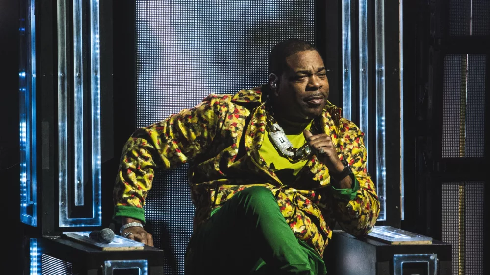 Busta Rhymes at Pine Knob Music Theater on The Final Lap Tour