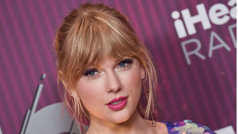 Taylor Swift at the iHeart Radio Music Awards 2019 on March 14, 2019 in Los Angeles, CA