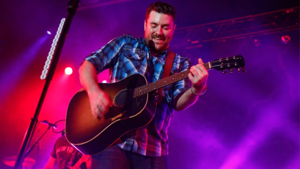 Chris Young performs in concert at the Best Buy Theater on November 14, 2014 in New York City.