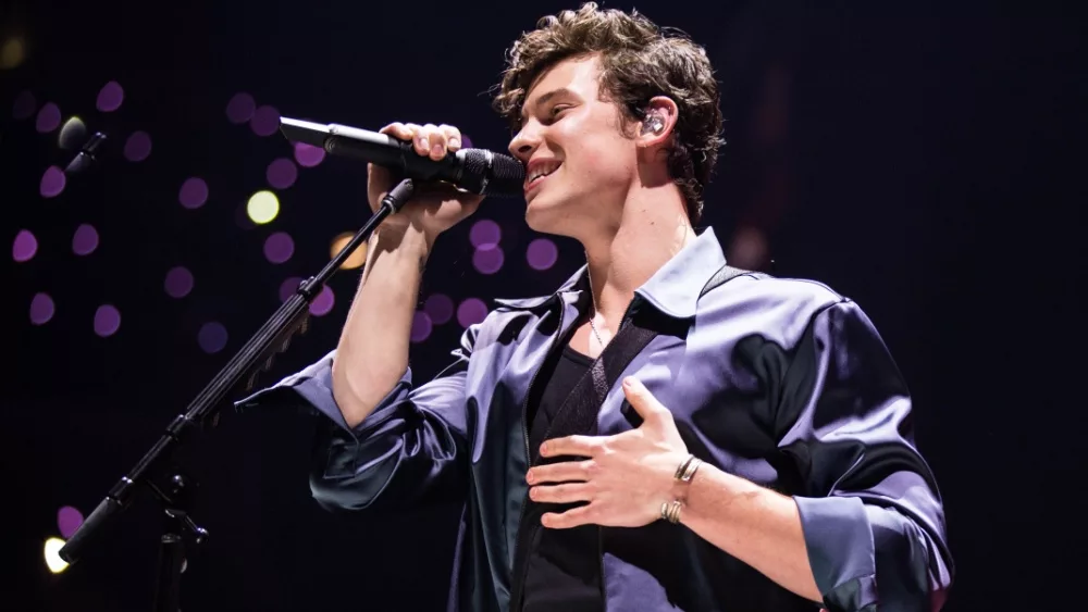 Shawn Mendes peforms live the O2 Arena on April 16th 2019 in London, England.