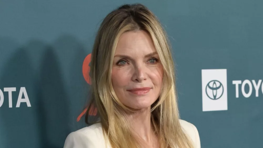 Michelle Pfeiffer at the 2024 Environmental Media Awards Gala at the Sunset Las Palmas Studios.LOS ANGELES, USA. January 27, 2024