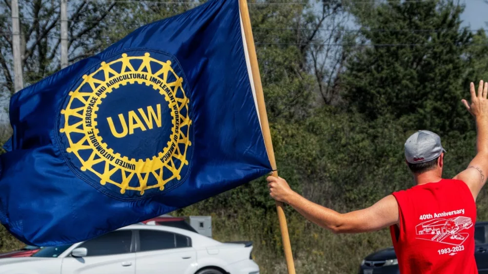 Members of the United Auto Workers (UAW) Local 2250 picket outside of the General Motors (GM) Auto Assembly Plant as part of nation-wide labor strikes. WENTZVILLE, MISSOURI - September 30, 2023