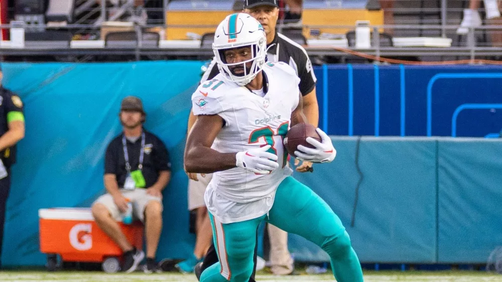 #31 RAHEEM MOSTERT RB MIAMI DOLPHINS VS JACKSONVILLE JAGUARS PRE SEASON WEEK 3 AUGUST 26, 2023 EVERBANK STADIUM JACKSONVILLE FLORIDA