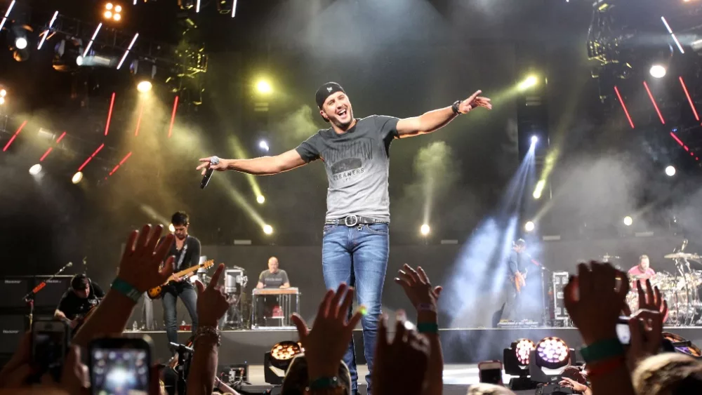 Singer Luke Bryan performs in concert at the XFINITY Theatre on September 13, 2014 in Hartford, Connecticut.