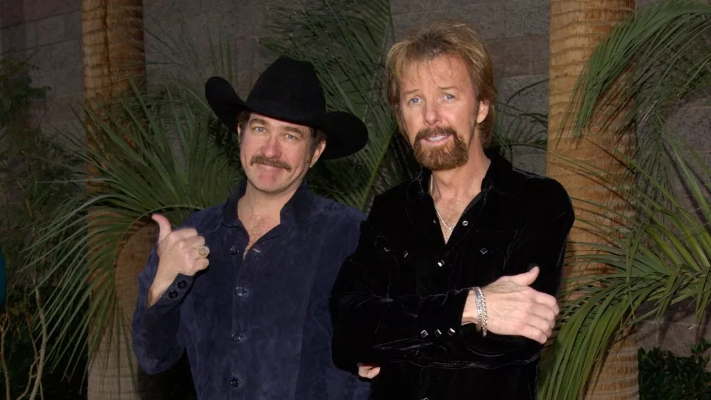 BROOKS & DUNN at the 2002 Billboard Music Awards at the MGM Grand, Las Vegas. 09DEC2002